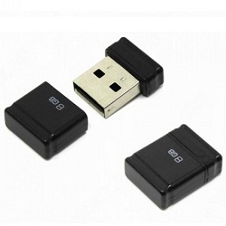 ���������� USB2.0  8Gb QUMO Nano black
